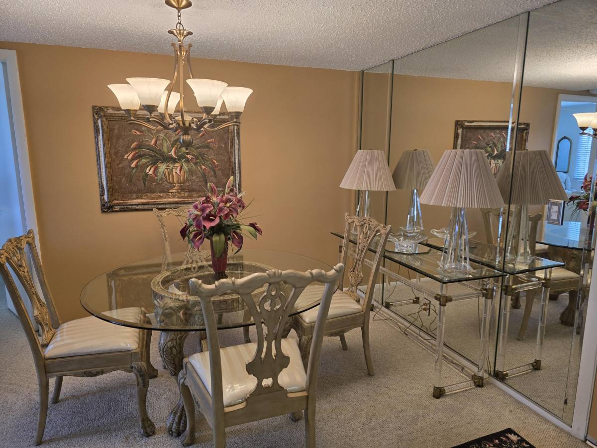 Apartment for rent at 112 Lake Dora Dr #112, West Palm Beach, FL 33411