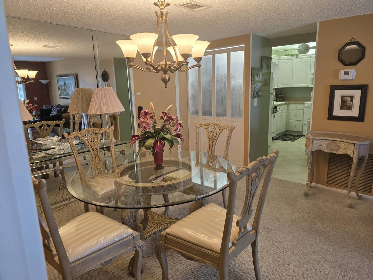 Apartment for rent at 112 Lake Dora Dr #112, West Palm Beach, FL 33411