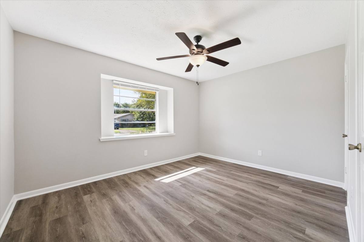 Apartment for rent at 108 Annette Lane #108, Friendswood, TX 77546