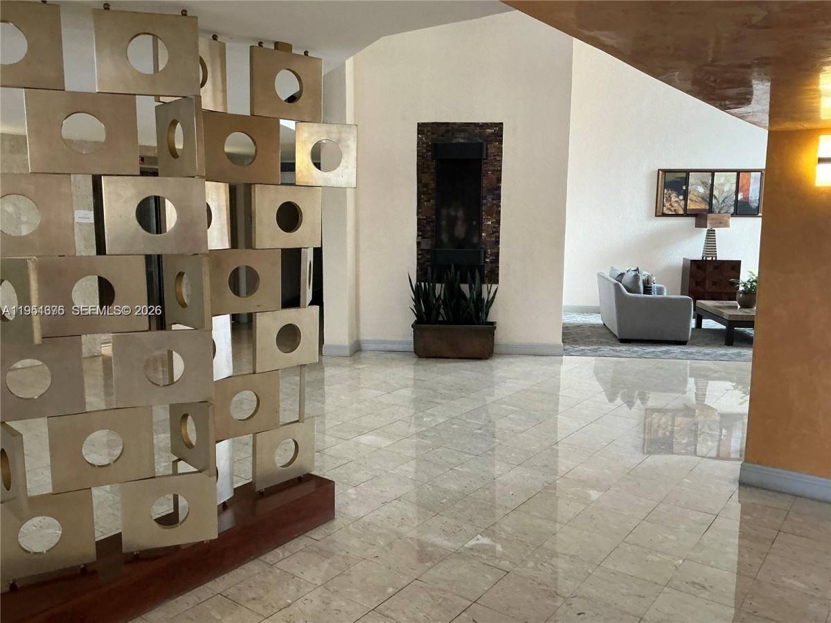 Apartment for rent at 400 Leslie Dr #207, Hallandale, FL 33009