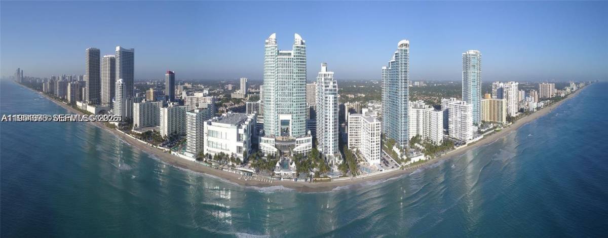 Apartment for rent at 400 Leslie Dr #207, Hallandale, FL 33009