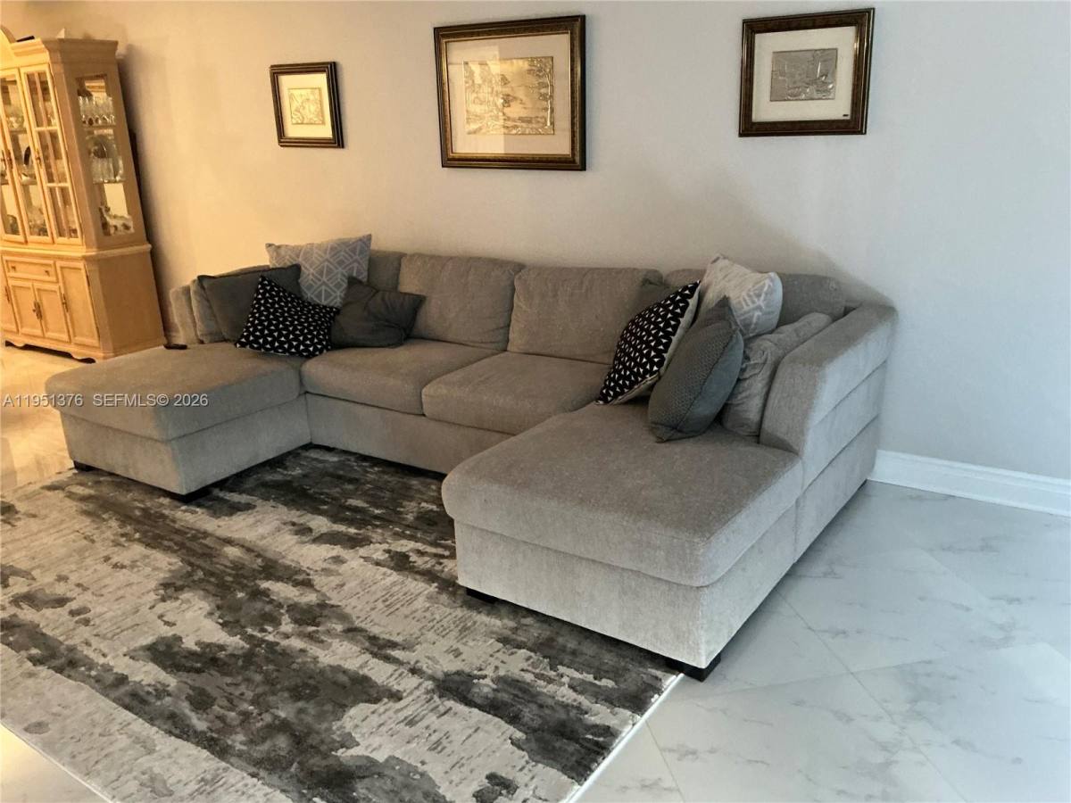 Apartment for rent at 400 Leslie Dr #207, Hallandale, FL 33009