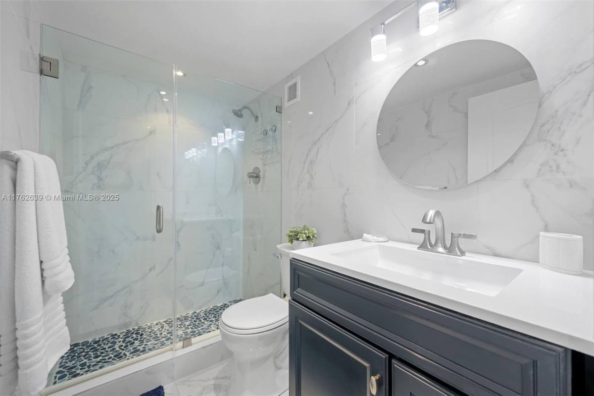 Apartment for rent at 3725 S Ocean Dr #924, Hollywood, FL 33019