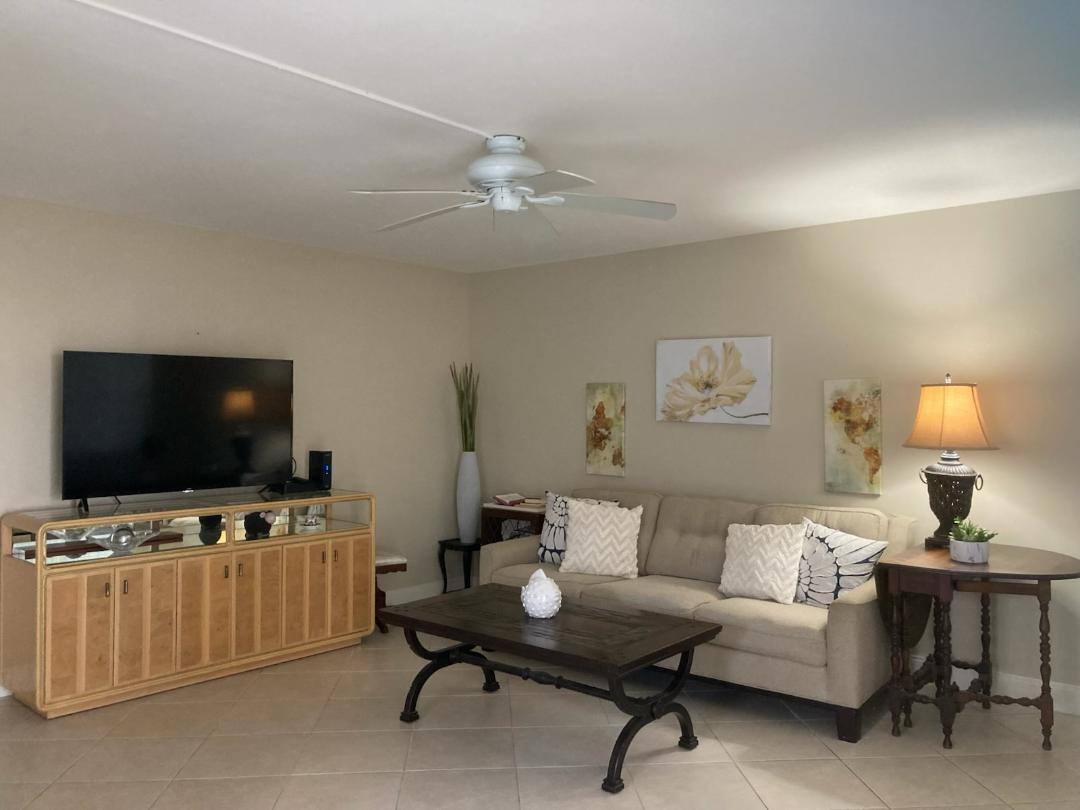 Condo for rent at 445 Saxony Way #445, Delray Beach, FL 33446