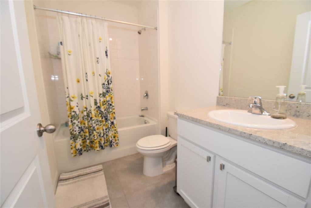 Apartment for rent at 17918 Canopy Place, Bradenton, FL 34211