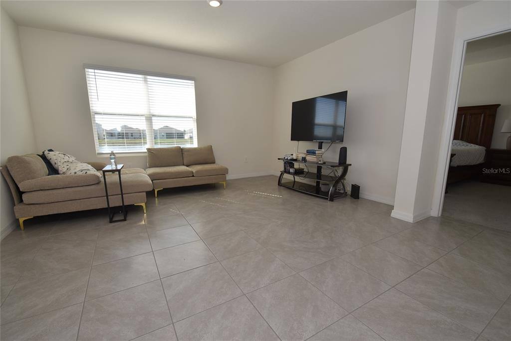 Apartment for rent at 17918 Canopy Place, Bradenton, FL 34211