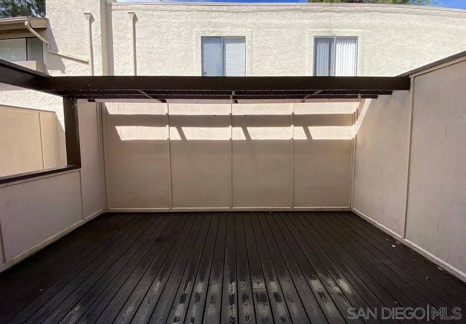 Townhouse for rent at 8441 Via Mallorca #74, La Jolla, CA 92037