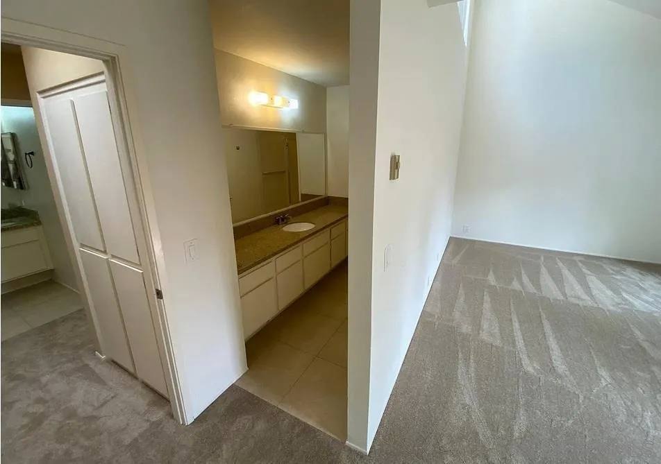 Townhouse for rent at 8441 Via Mallorca #74, La Jolla, CA 92037