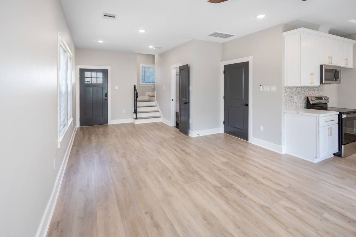 Apartment for rent at 5036 Mallow St #5036B, Houston, TX 77033