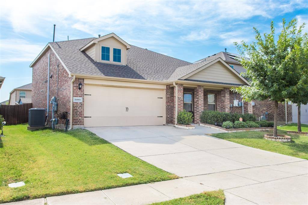 Apartment for rent at 2103 Meadow Park Dr, Princeton, TX 75407