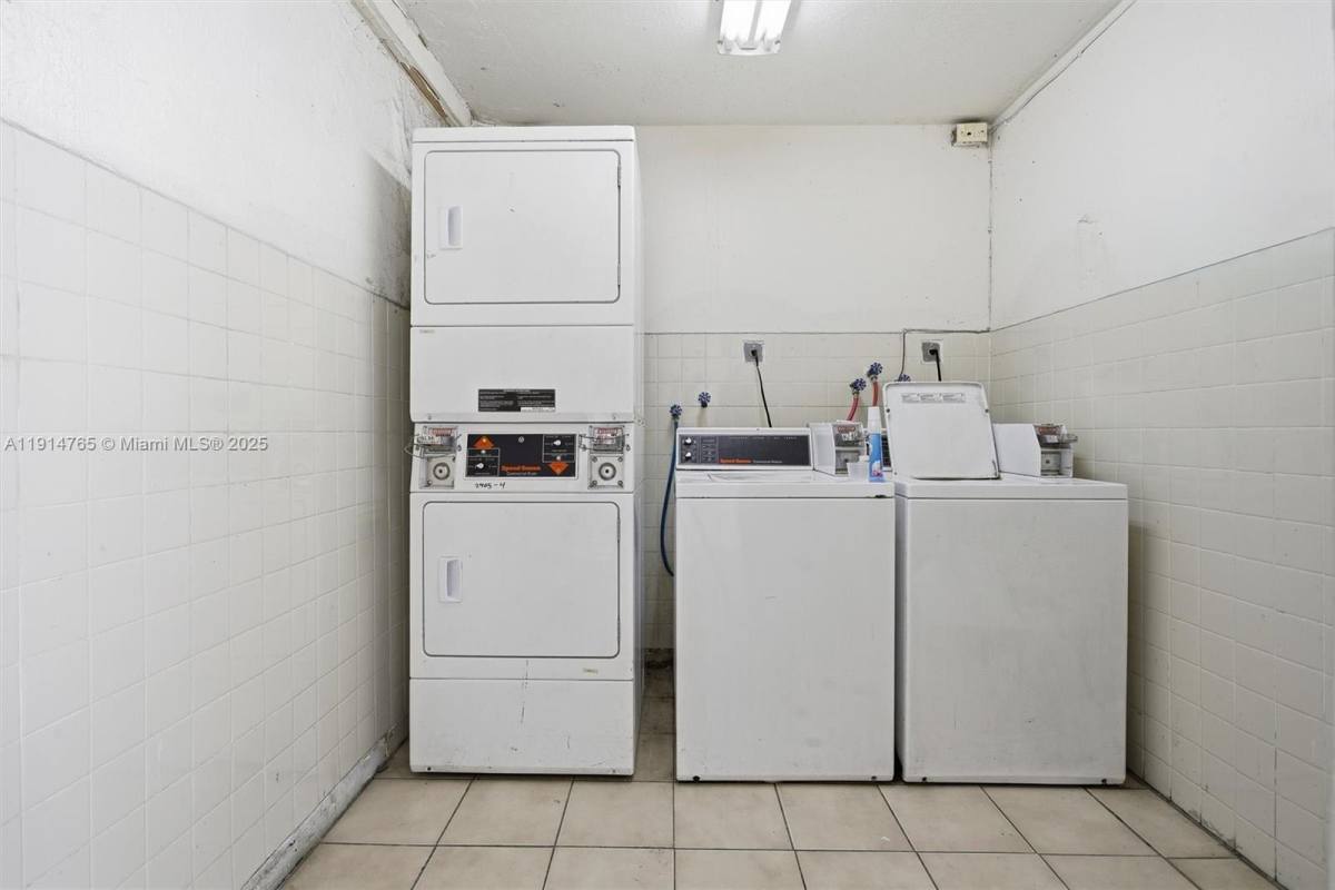 Apartment for rent at 2405 NW 135th St #326, Miami, FL 33167