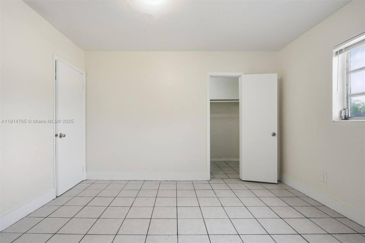 Apartment for rent at 2405 NW 135th St #326, Miami, FL 33167