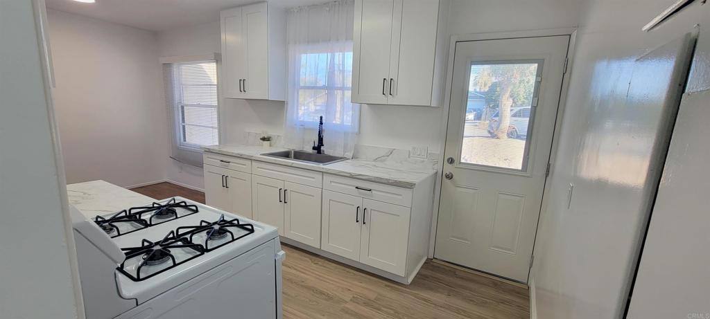Townhouse for rent at 16911 Glenetta Way #2, Lake Elsinore, CA 92530