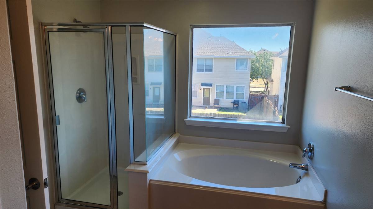 Townhouse for rent at 11430 Hackmatack Way, Houston, TX 77066