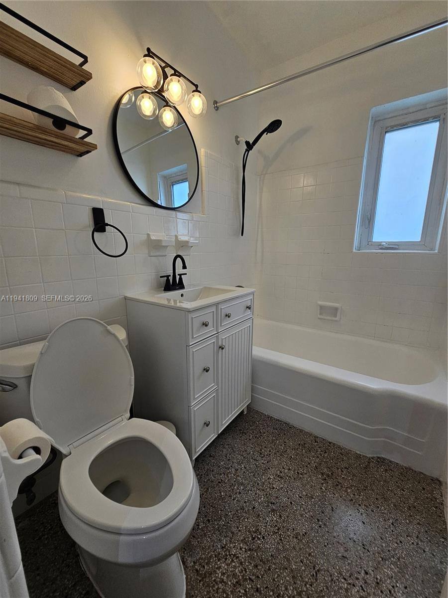 Apartment for rent at 1100 NE 115th St, Miami, FL 33161