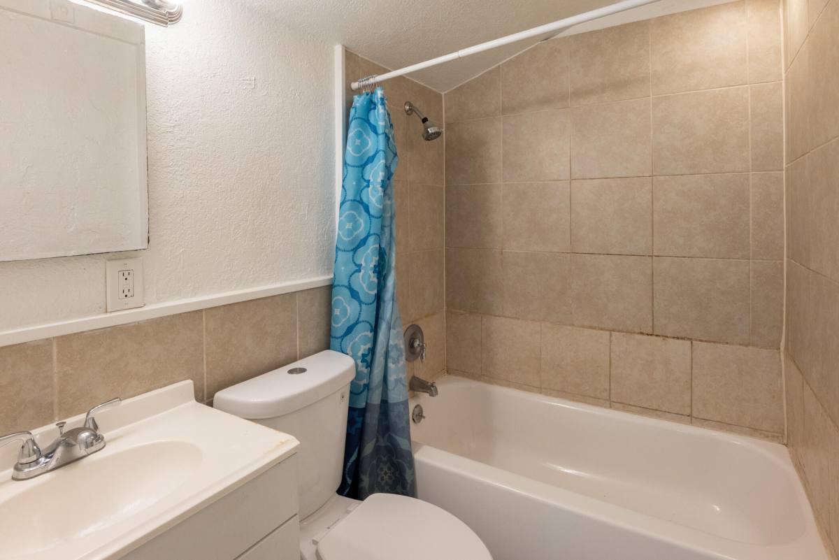 Apartment for rent at 1104 22nd St #1104C, West Palm Beach, FL 33407