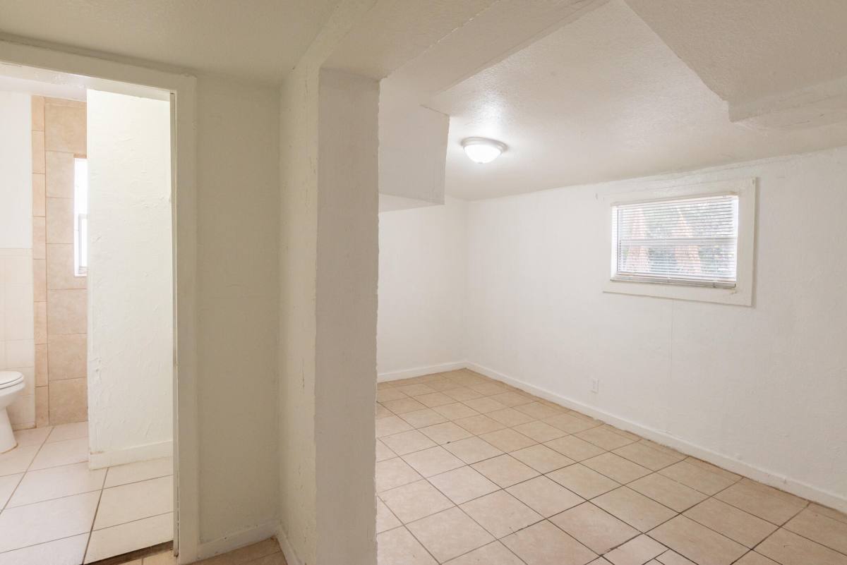 Apartment for rent at 1104 22nd St #1104C, West Palm Beach, FL 33407