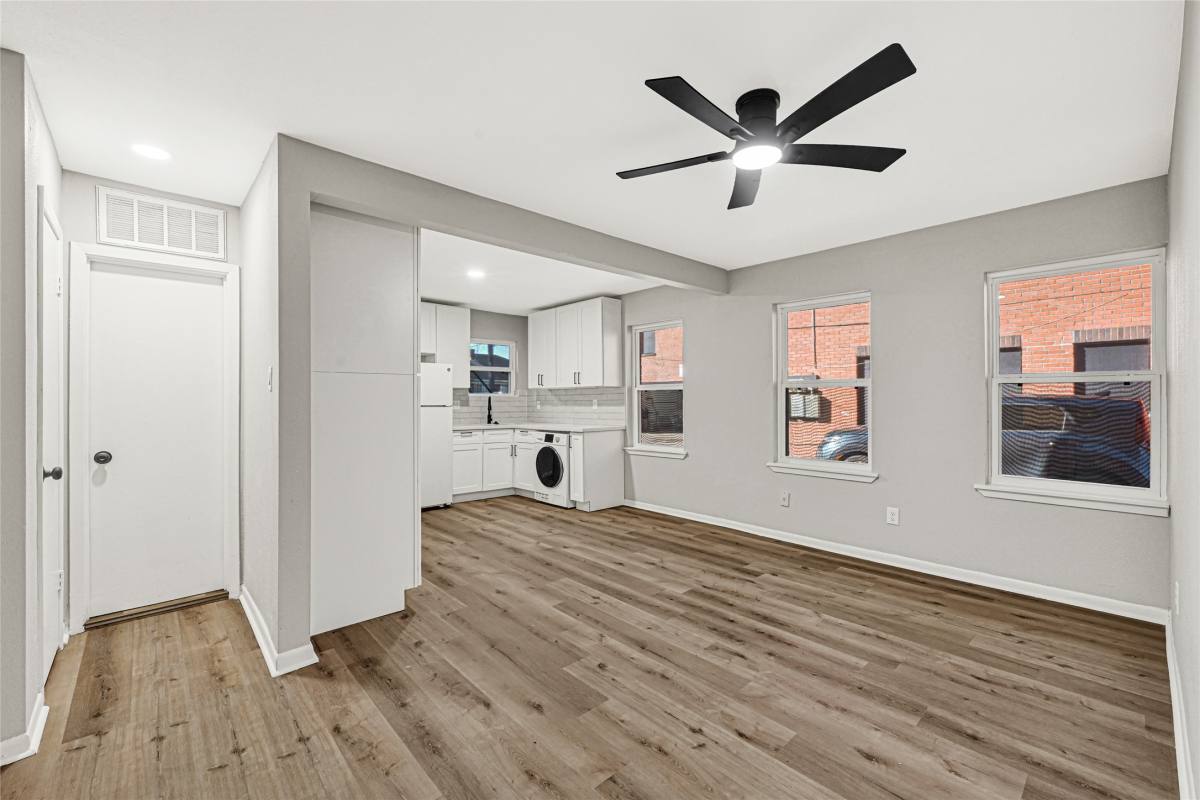 Apartment for rent at 5000 Pease St #24, Houston, TX 77023