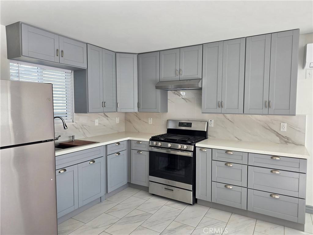 Apartment for rent at 2057 Norwalk Ave, Los Angeles, CA 90041