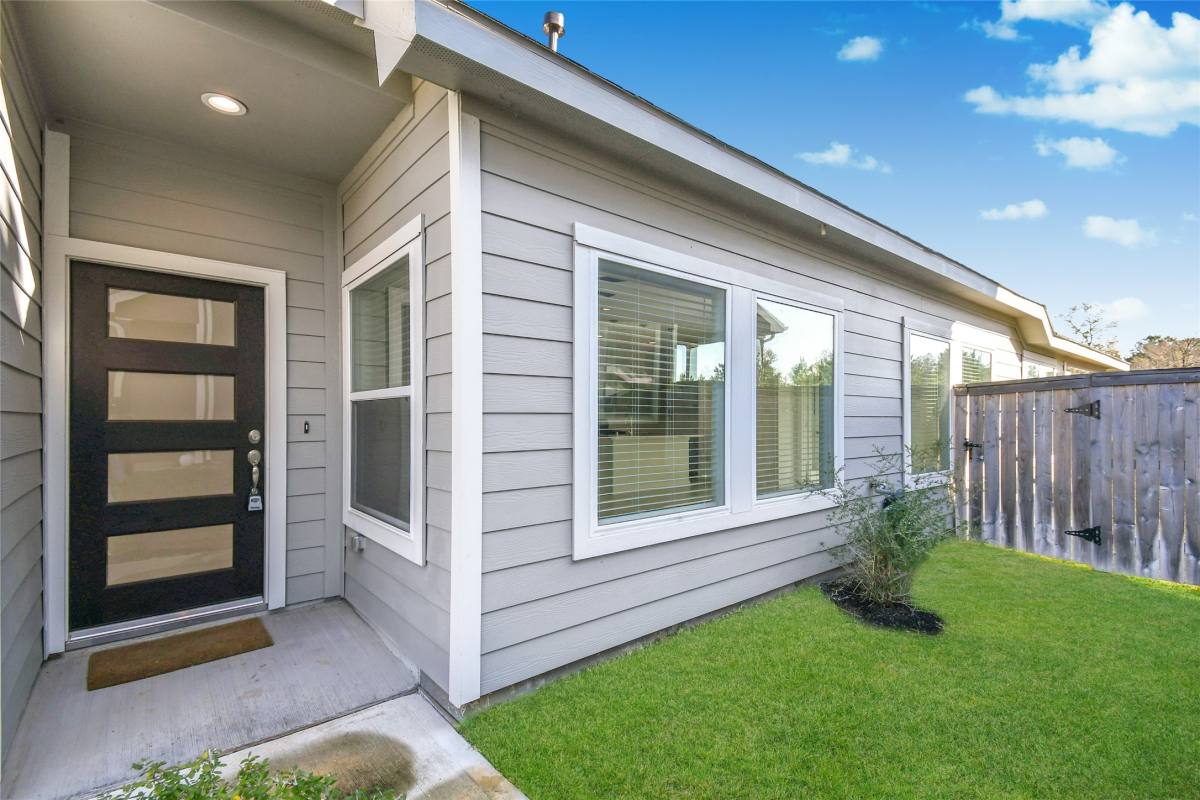 Condo for rent at 623 Silver Pear Court #623, Montgomery, TX 77316