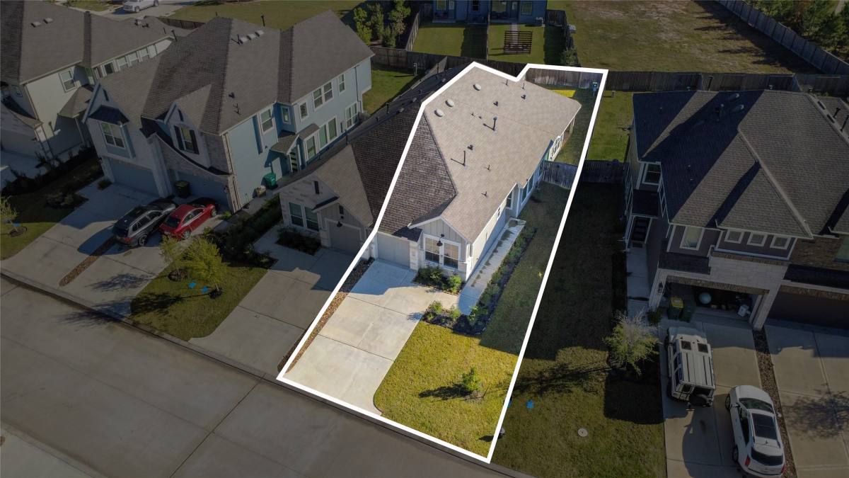 Condo for rent at 623 Silver Pear Court #623, Montgomery, TX 77316