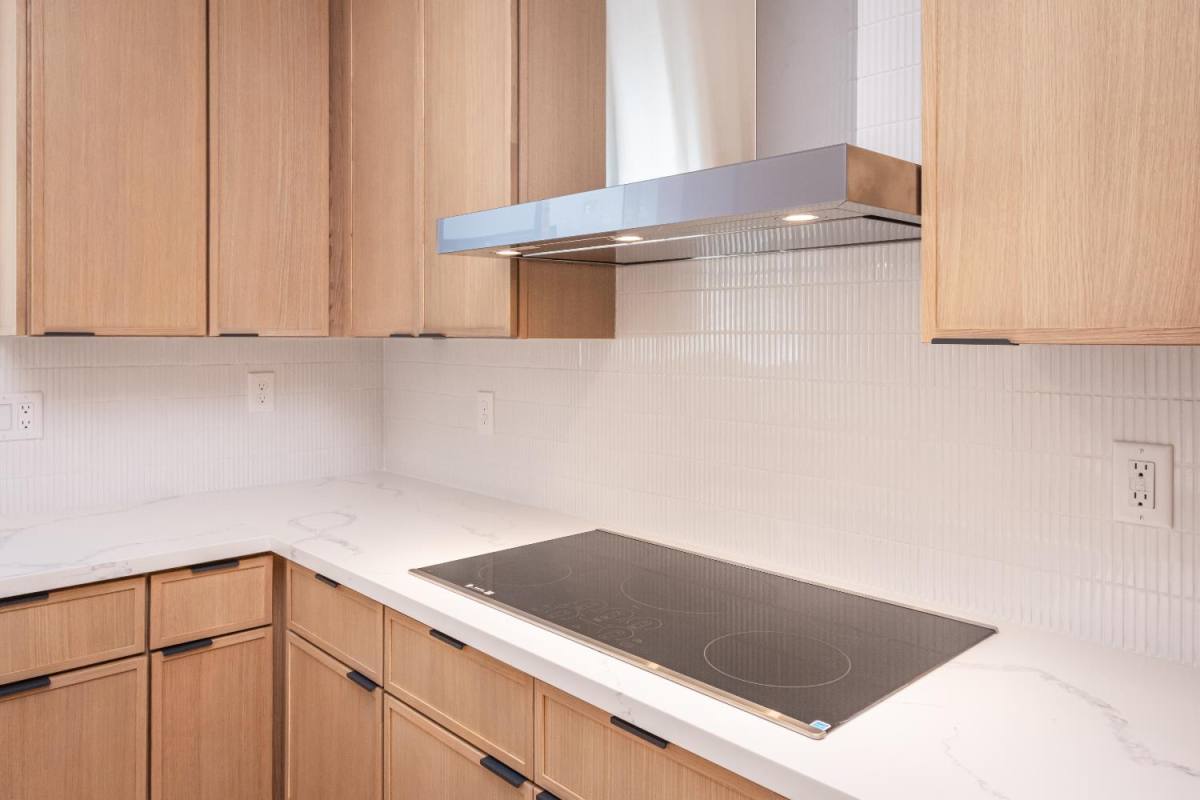 Apartment for rent at 3946 3rd Ave, Sacramento, CA 95817