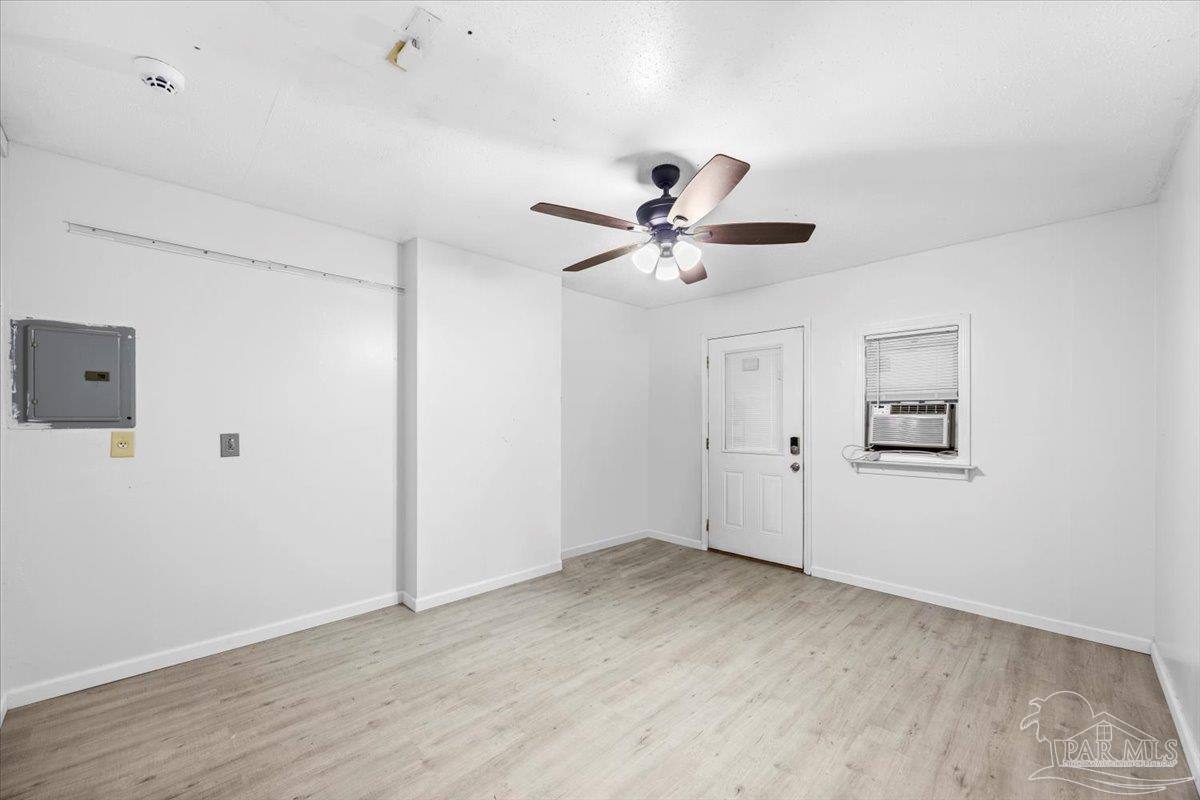 Apartment for rent at 2625 Tupelo Ave, Pensacola, FL 32526