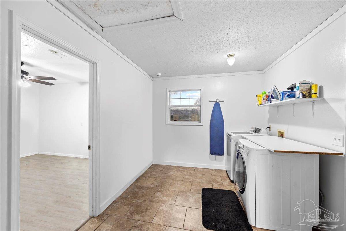 Apartment for rent at 2625 Tupelo Ave, Pensacola, FL 32526