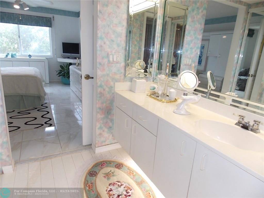 Apartment for rent at 7464 Trent Dr #309, Fort Lauderdale, FL 33321