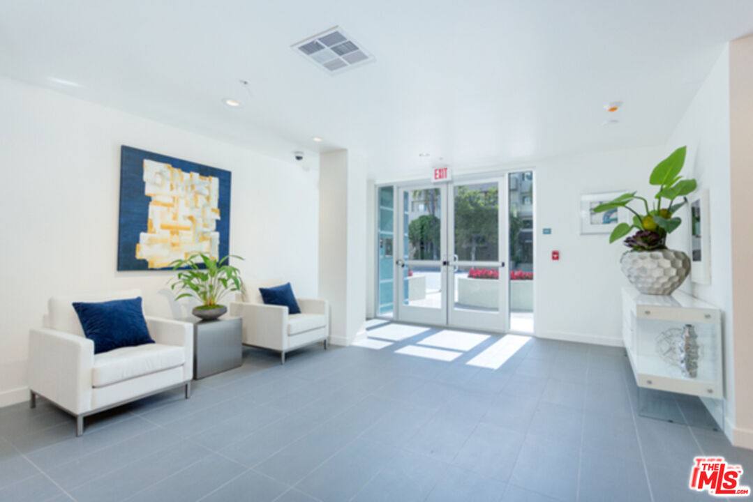 Apartment for rent at 436 S Virgil Ave #313, Los Angeles, CA 90020