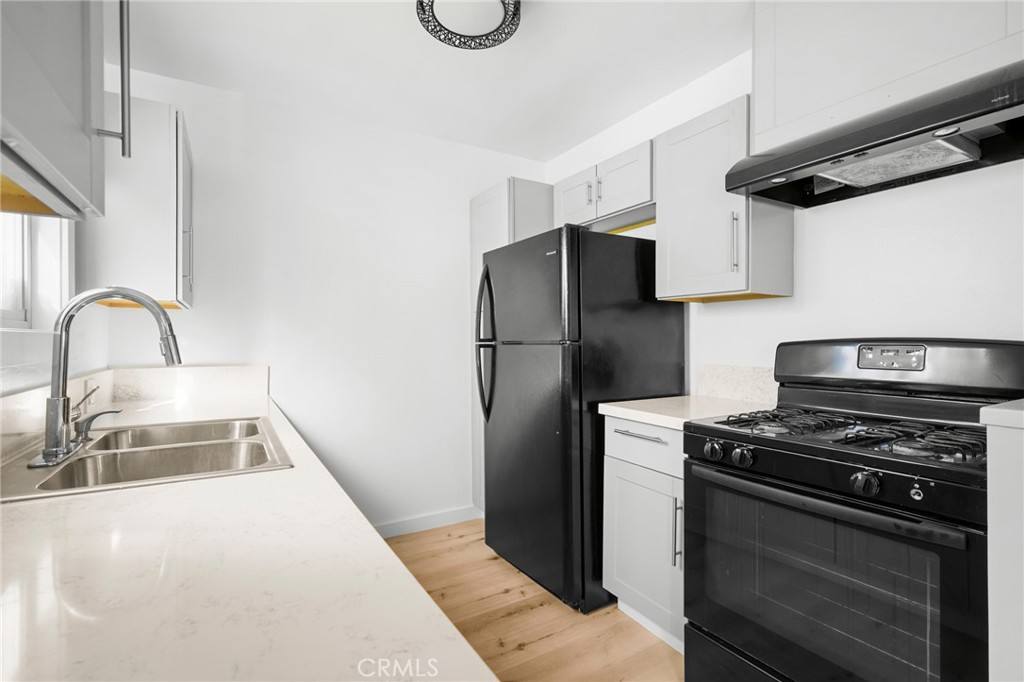 Apartment for rent at 7969 Norton Ave #5, Los Angeles, CA 90046