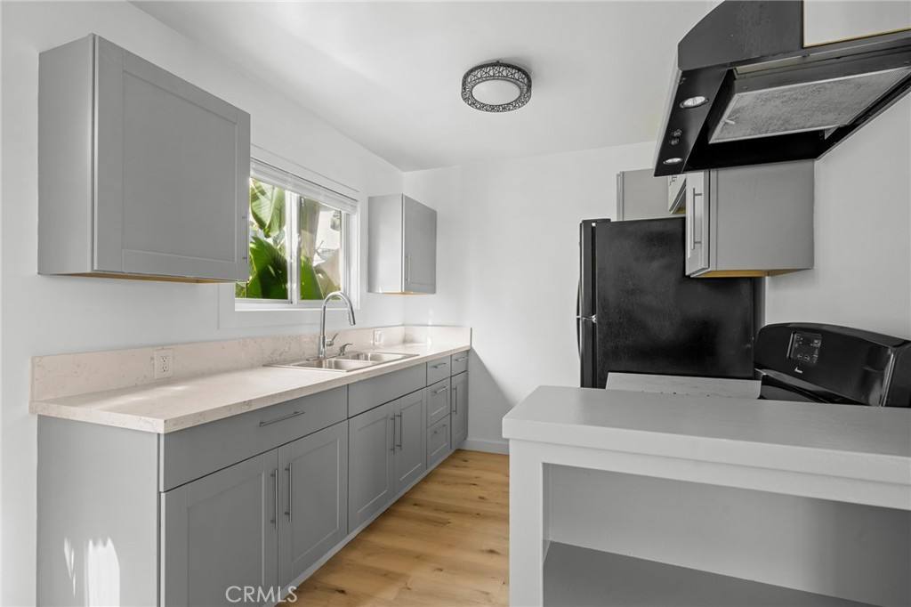 Apartment for rent at 7969 Norton Ave #5, Los Angeles, CA 90046