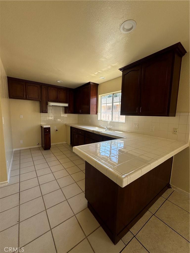 Apartment for rent at 3538 W 108th St, Inglewood, CA 90303