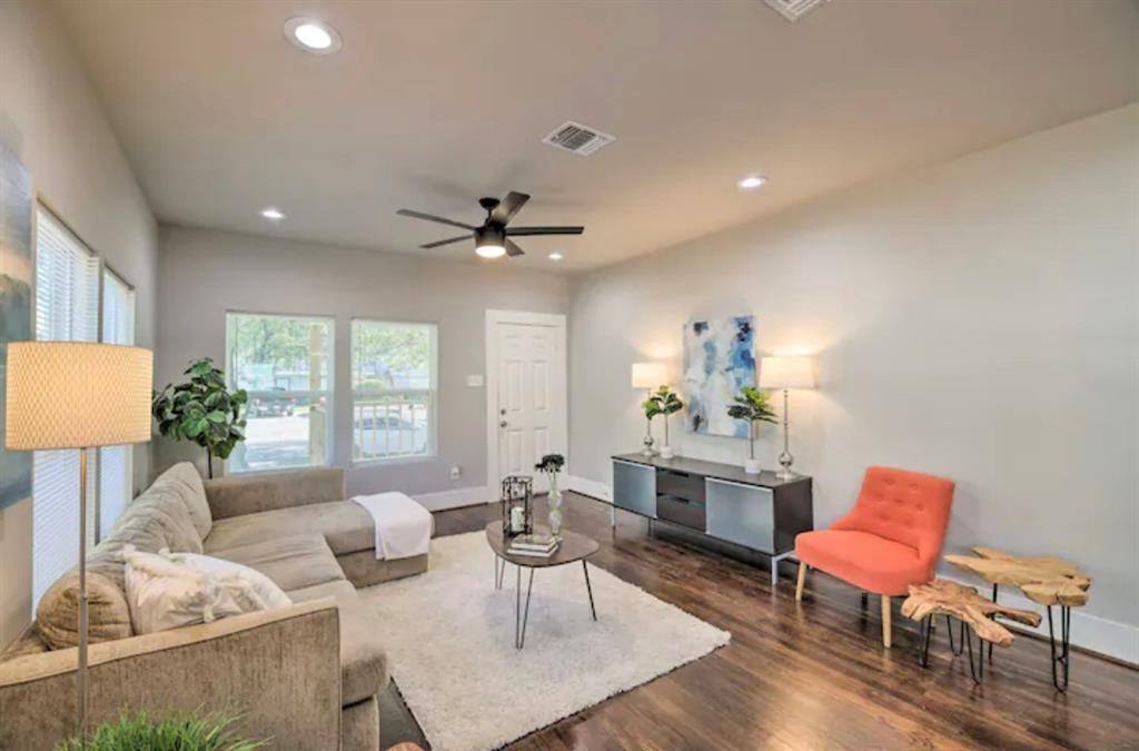 Apartment for rent at 5224 Leeland St, Houston, TX 77023