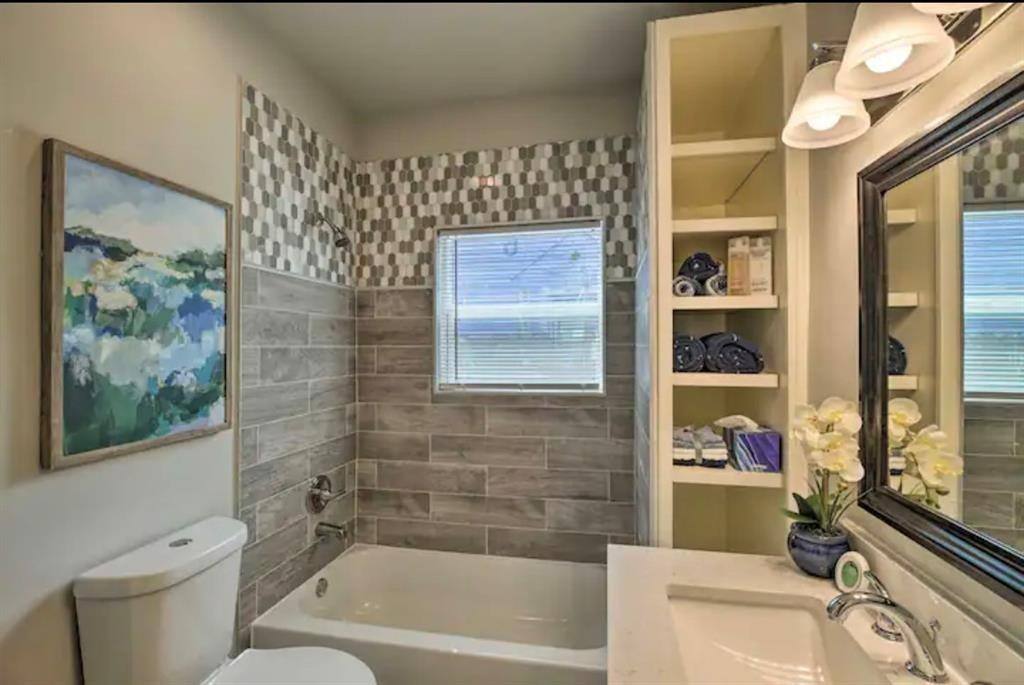 Apartment for rent at 5224 Leeland St, Houston, TX 77023