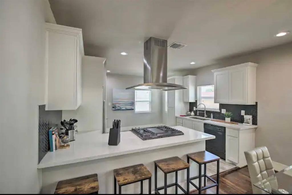 Apartment for rent at 5224 Leeland St, Houston, TX 77023