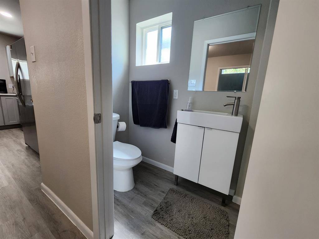 Apartment for rent at 511 Oakwood Lane #511, Arlington, TX 76012