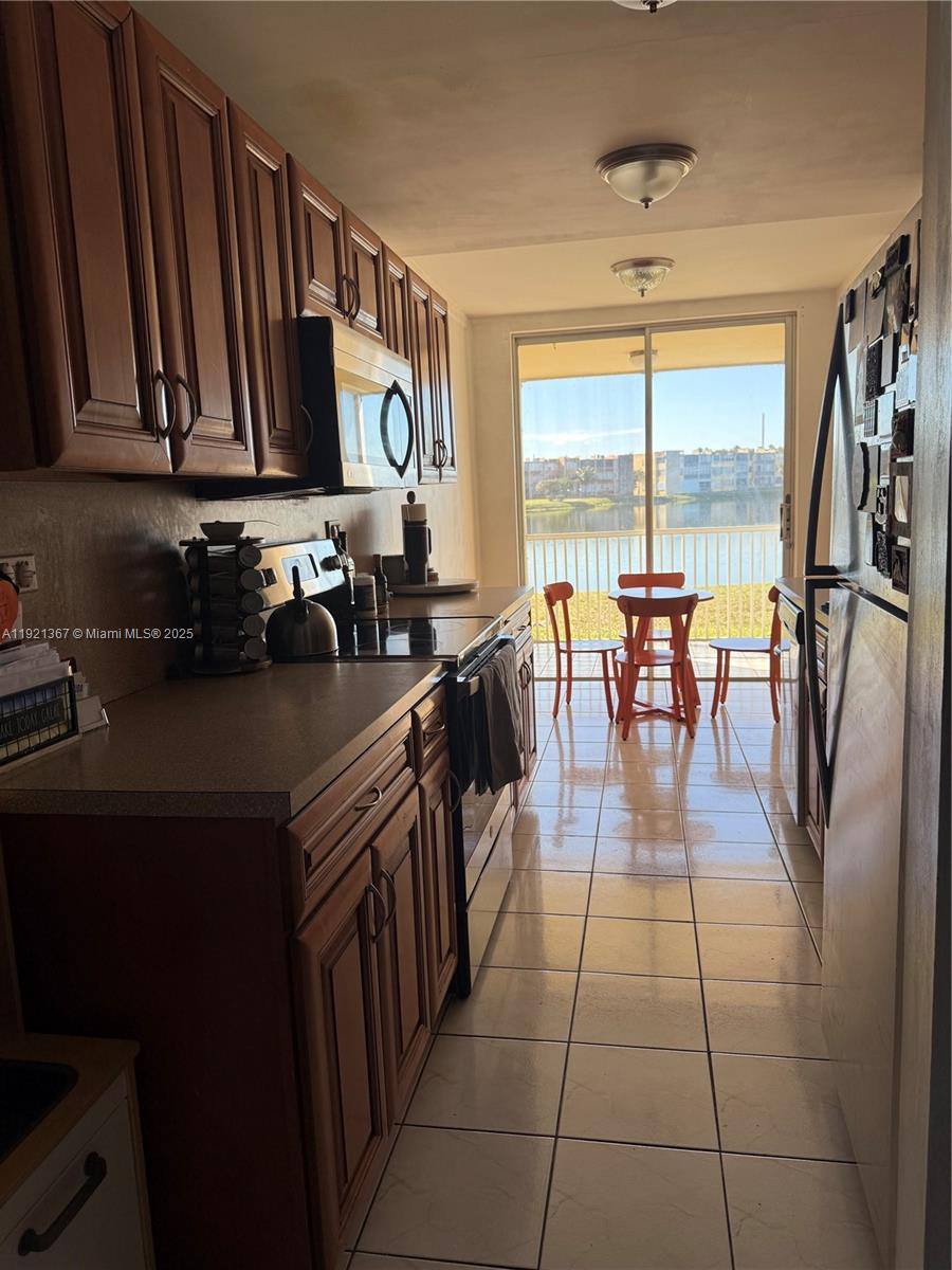 Apartment for rent at 1670 NE 191st St #1153, Miami, FL 33179