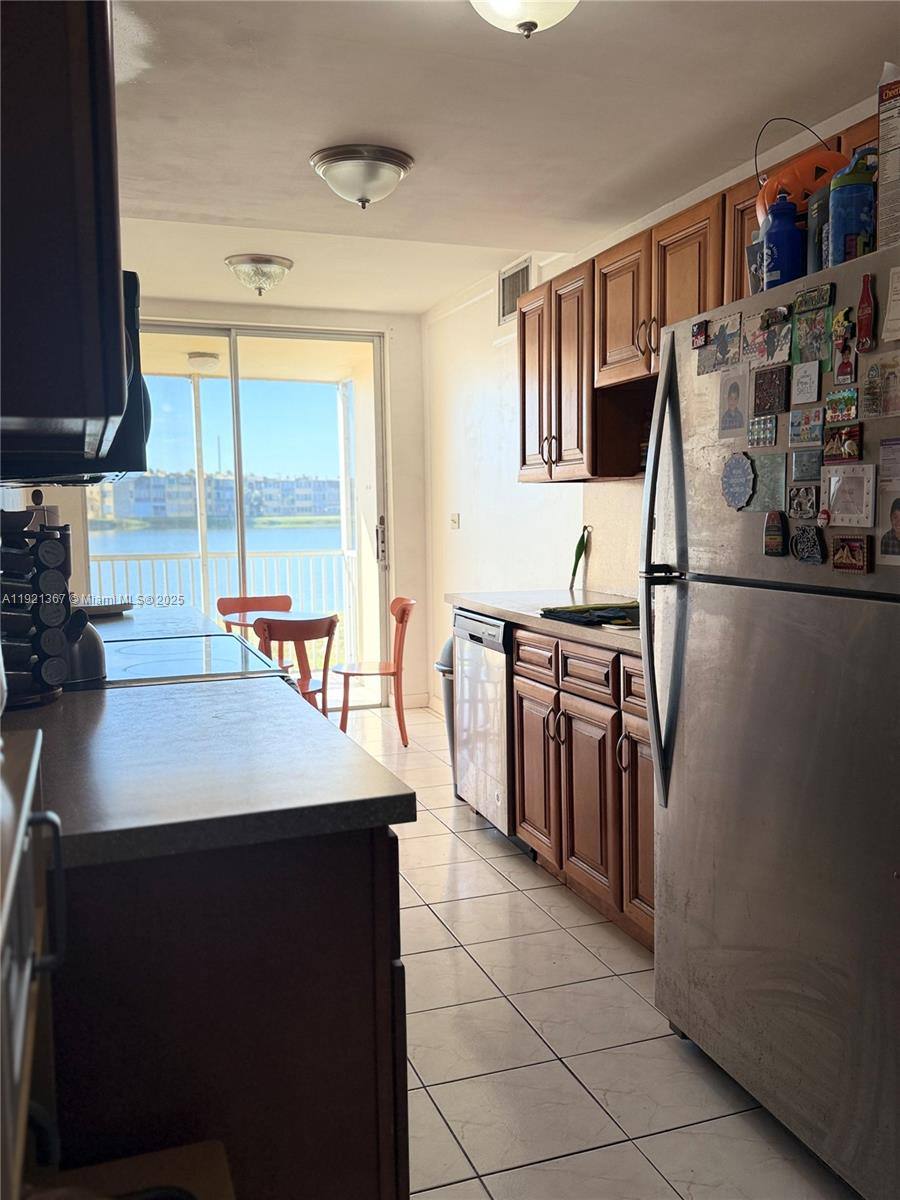 Apartment for rent at 1670 NE 191st St #1153, Miami, FL 33179