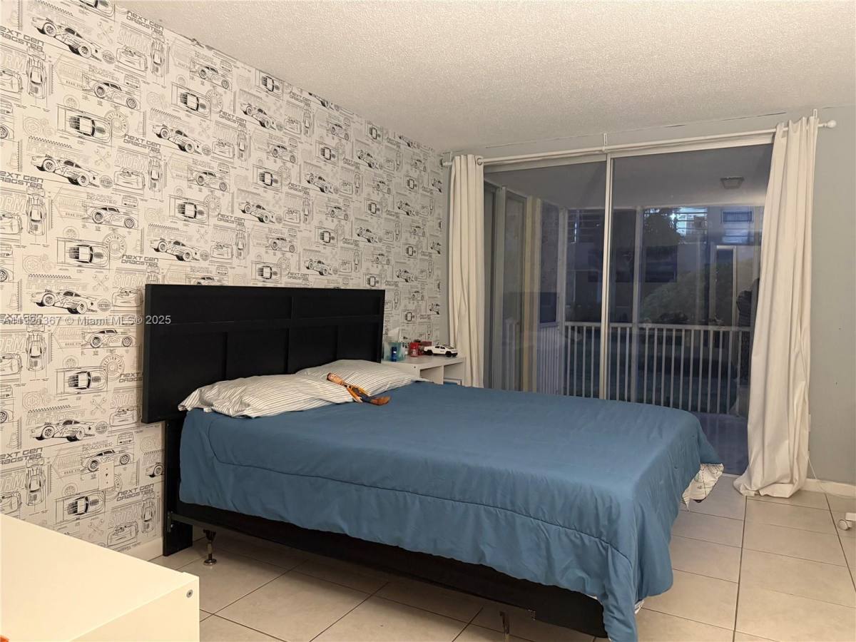 Apartment for rent at 1670 NE 191st St #1153, Miami, FL 33179