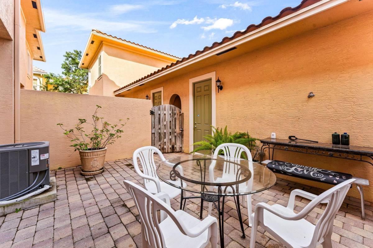 Townhouse for rent at 179 Edenberry Ave #179, Jupiter, FL 33458