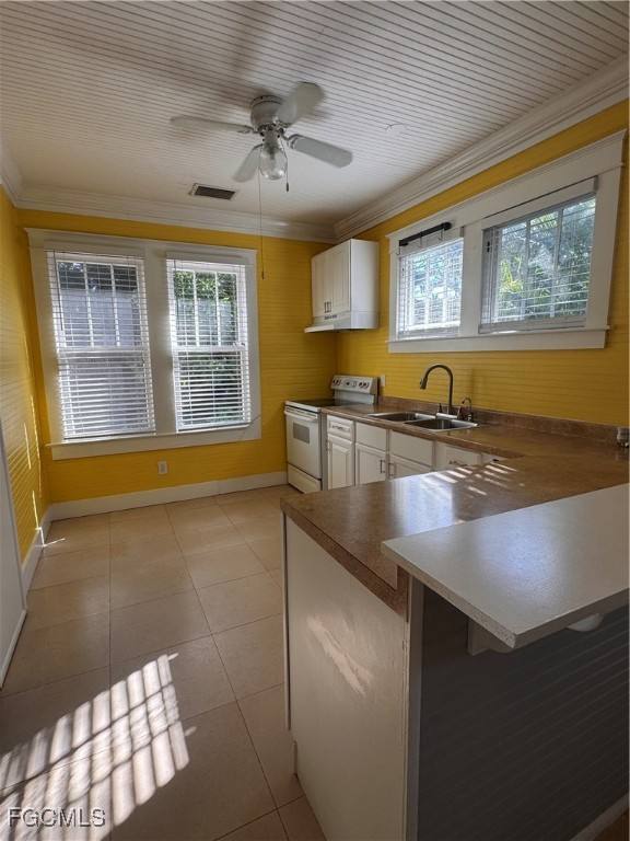 Apartment for rent at 1618 Woodford Ave, Fort Myers, FL 33901