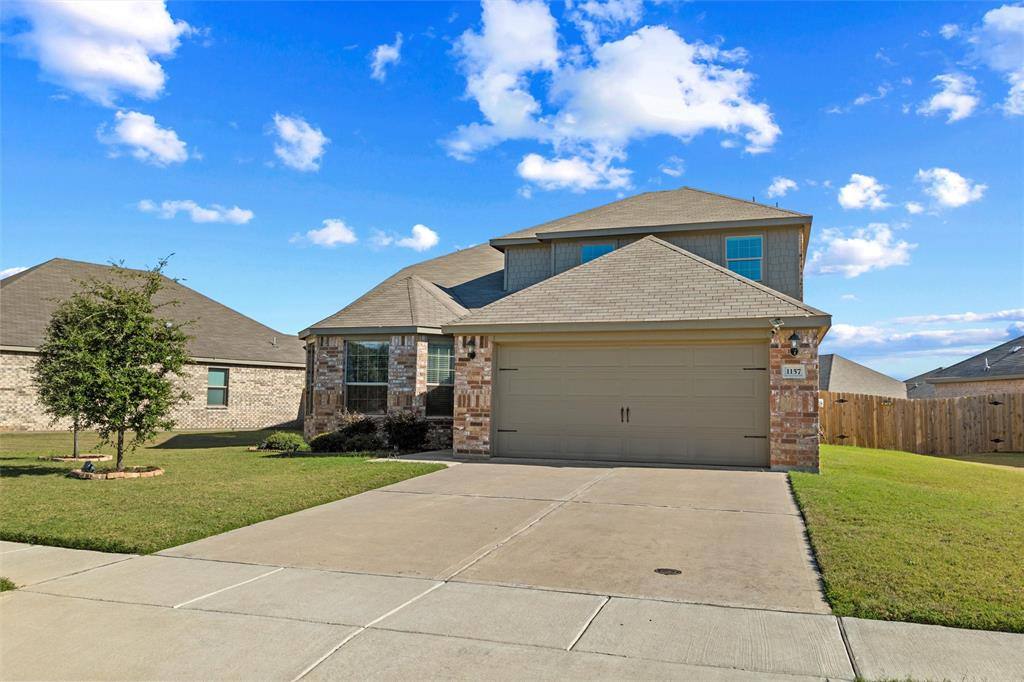 Apartment for rent at 1157 Beaverwood Lane, Crowley, TX 76036