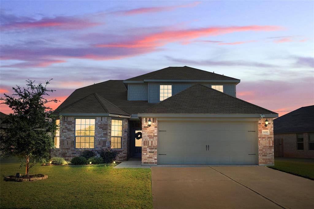 Apartment for rent at 1157 Beaverwood Lane, Crowley, TX 76036