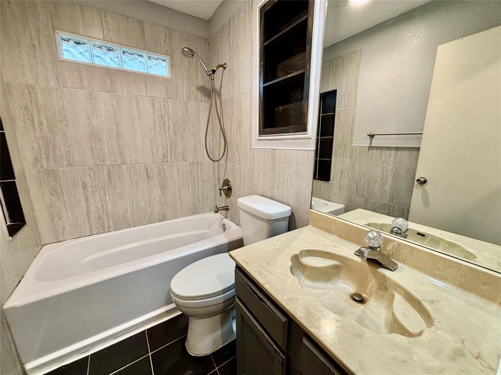 Apartment for rent at 319 Iberis Dr #319, Arlington, TX 76018