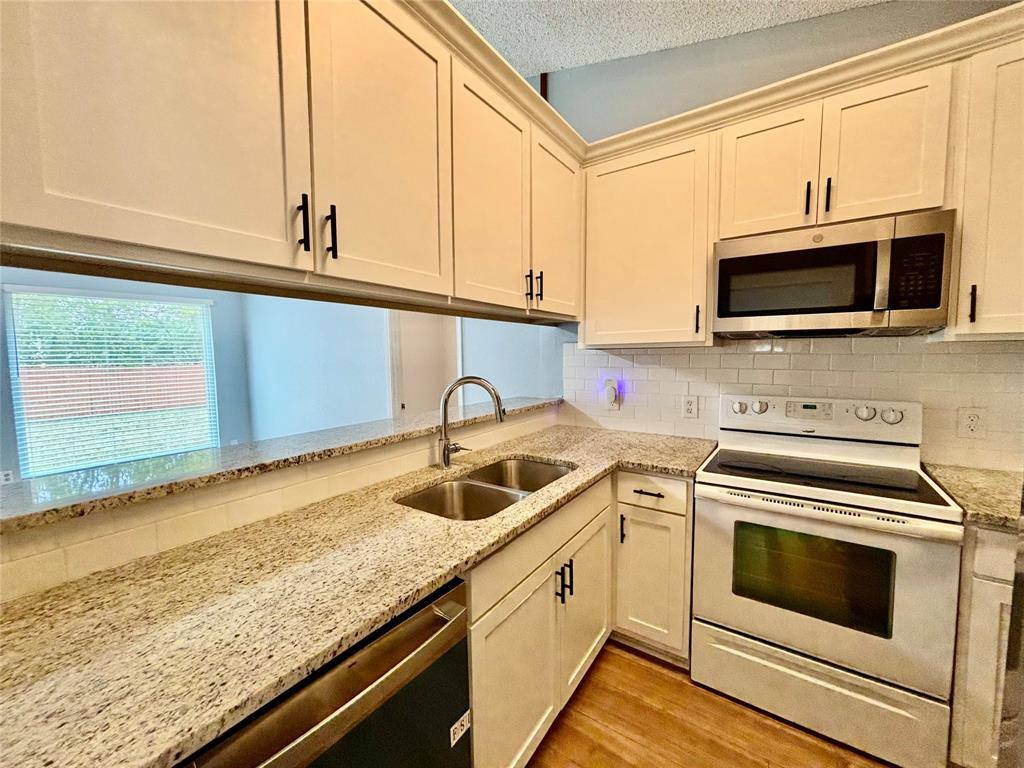 Apartment for rent at 319 Iberis Dr #319, Arlington, TX 76018