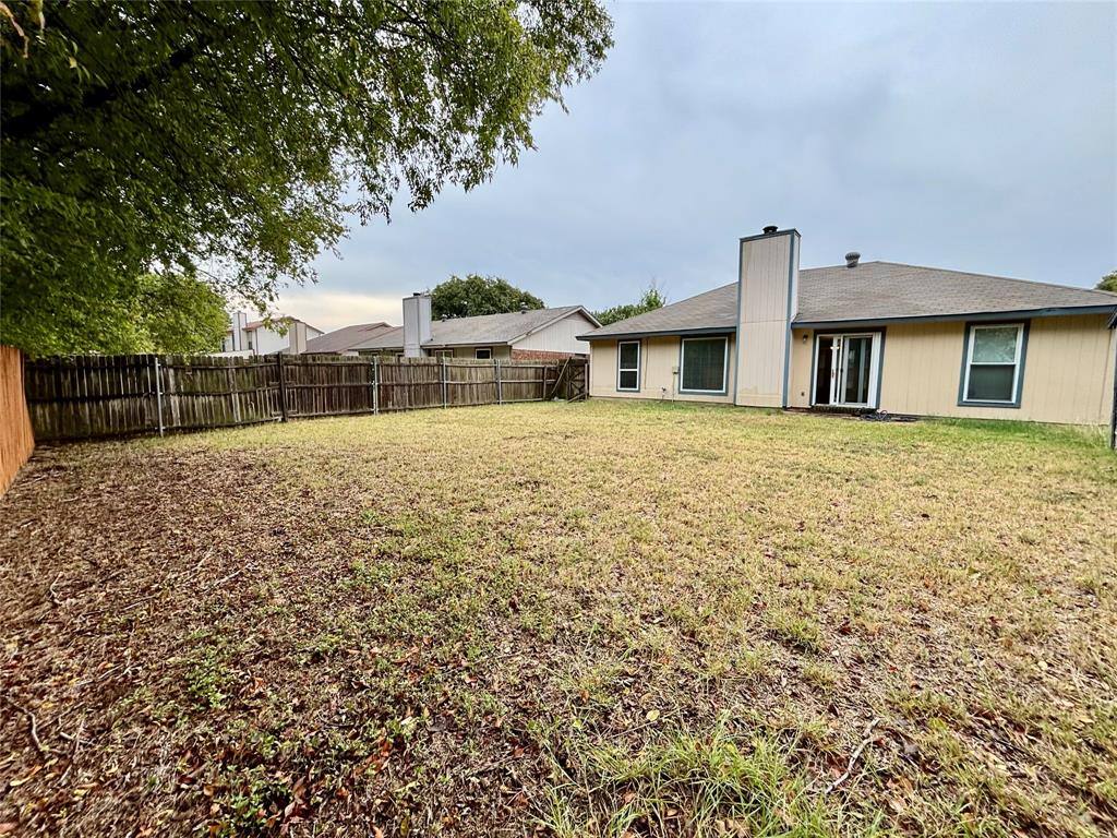 Apartment for rent at 319 Iberis Dr #319, Arlington, TX 76018