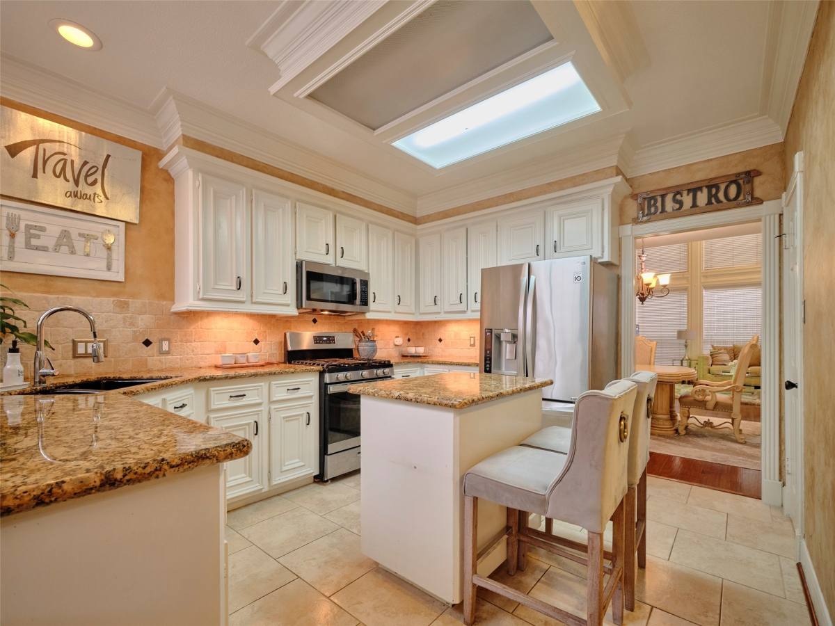 Apartment for rent at 16623 Manningtree Lane, Spring, TX 77379