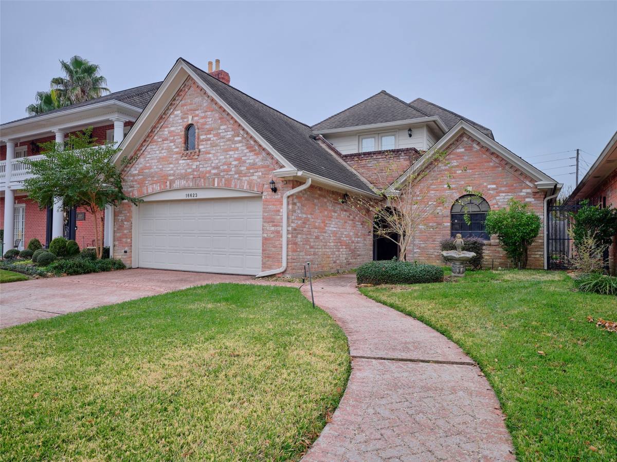 Apartment for rent at 16623 Manningtree Lane, Spring, TX 77379