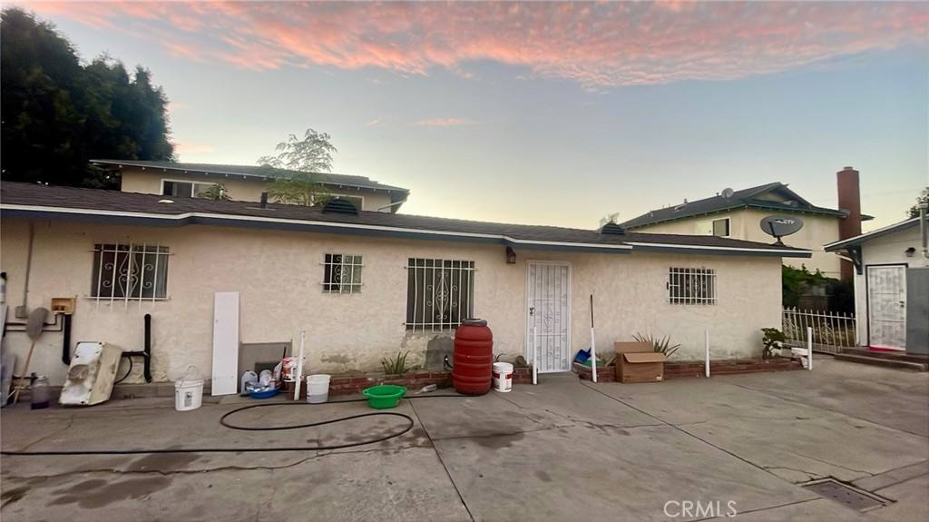 Apartment for rent at 3908 W 109th St, Inglewood, CA 90303